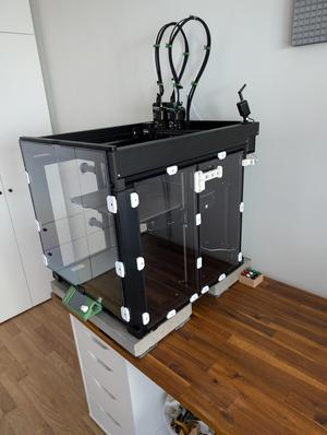 XL bellow enclosure