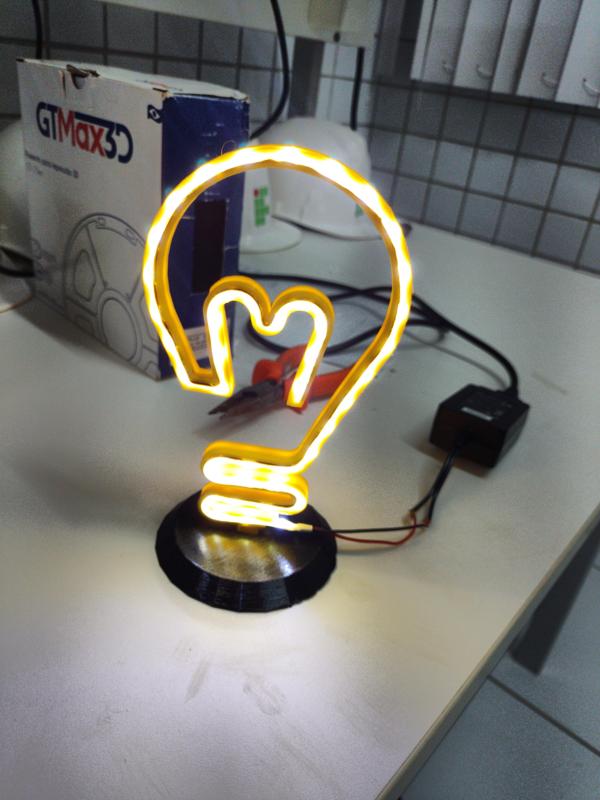 Luminária de fio