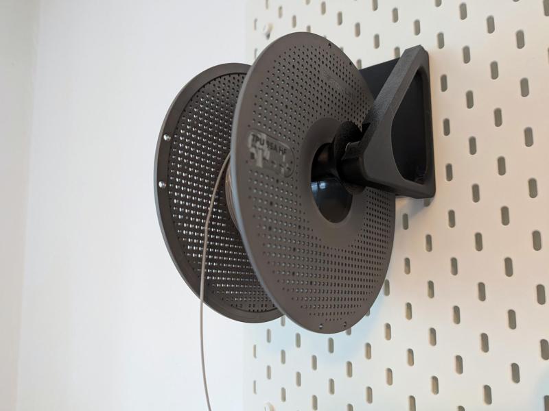 Low Friction Spool Holder for IKEA Skadis