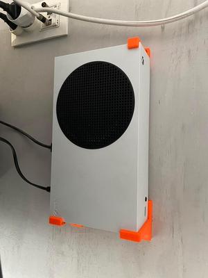 Xbox series S minimalistic slide in wall dock
