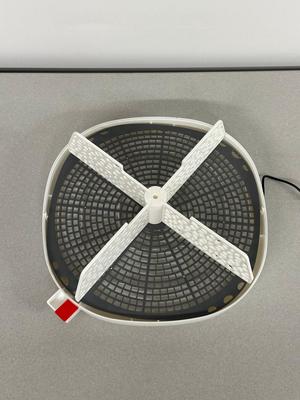 Nurture Right 360 Hatching Divider