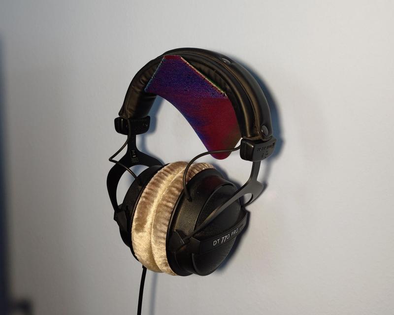 wall mounted Headphones Holder - vase mode (FreeCAD)