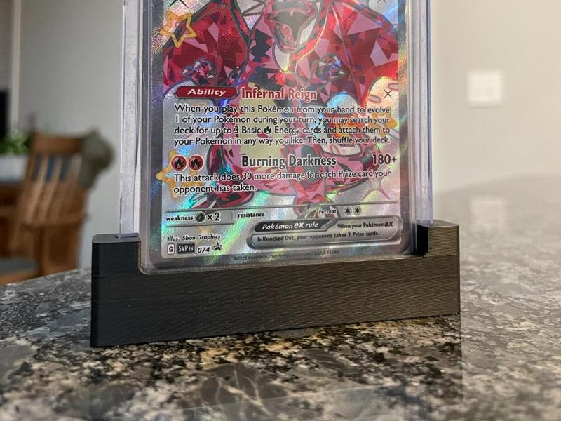 Minimalistic Toploader Stand - 35 Point Toploaders