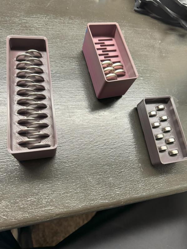 Gridfinity Coin Battery Holders