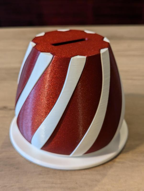 Money Box or pencil cup Impossible passthrough  - Single Extruder, Dual Color