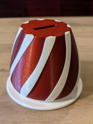 Money Box or pencil cup Impossible passthrough  - Single Extruder, Dual Color