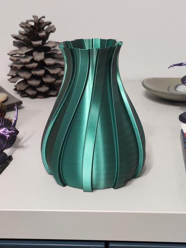 Spiral vase