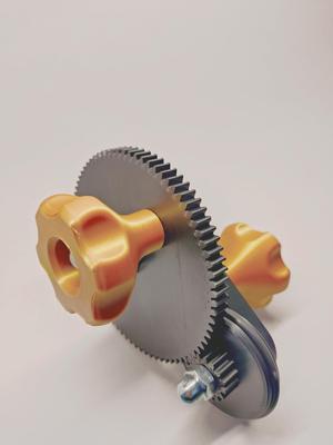 Hand crank can chiller V2