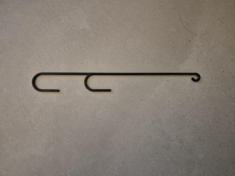 Tomato Hooks