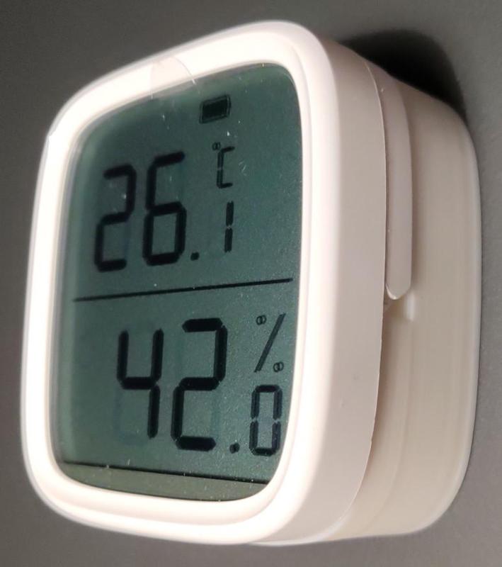Sonoff display temperature sensor battery hack
