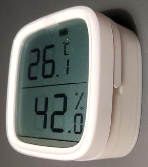 Sonoff display temperature sensor battery hack