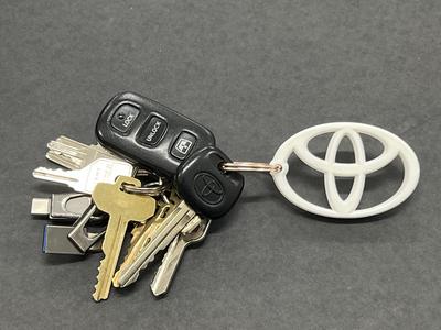 Toyota Logo Keychain.stl