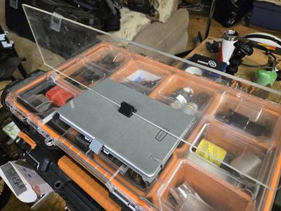 Panel clip for 1/8 inch panels