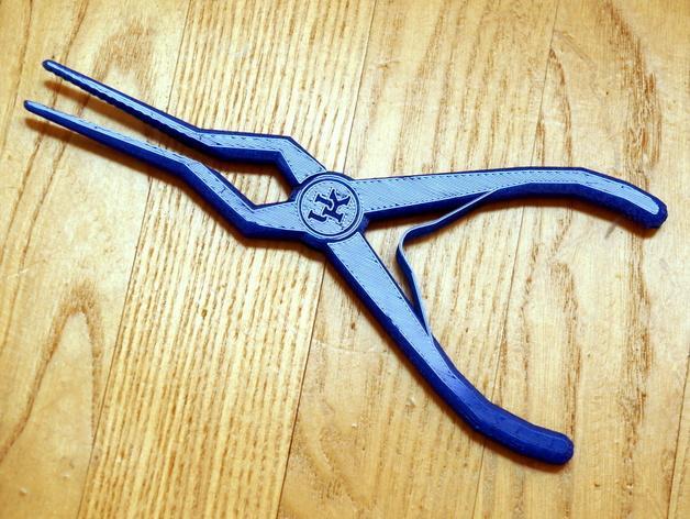 HingePliers (a metamaterials experiment)