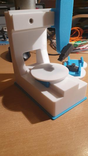 5-axis milling machine penholder