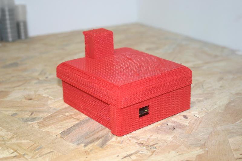 Insect proof ventilated raspberry pi and pi camera case with external focus control.