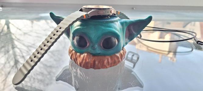 Baby Yoda (Grogu) Smartwatch Stand (Samsung Galaxy Watch 7)