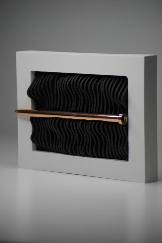 Alps-Inspired Pen Holder – 3D Printable Frame Insert
