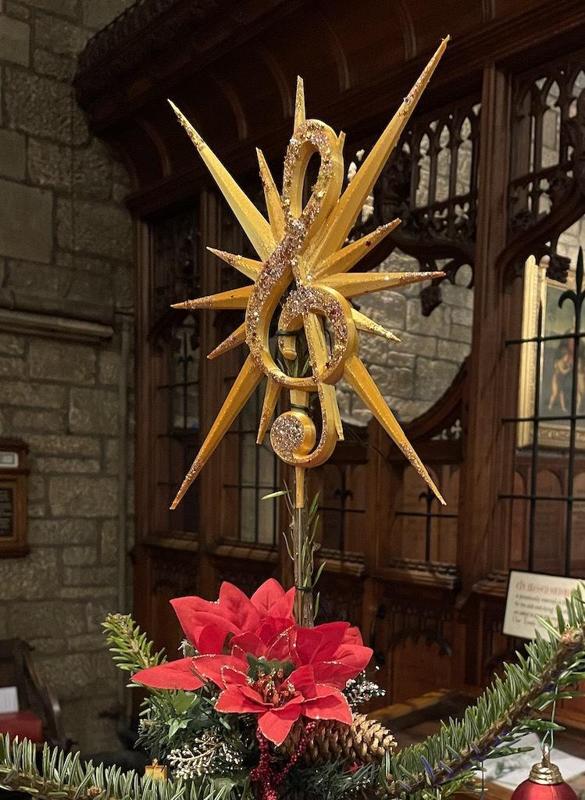 Star Treble Clef Tree Topper