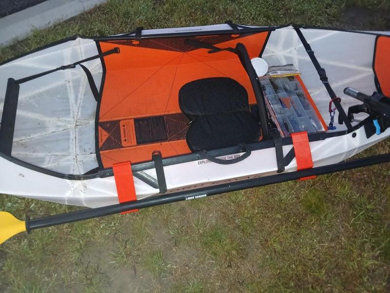 Oru inlet paddle holder
