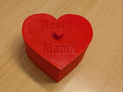 Heart-shaped Jewelry Box for the Best Mom