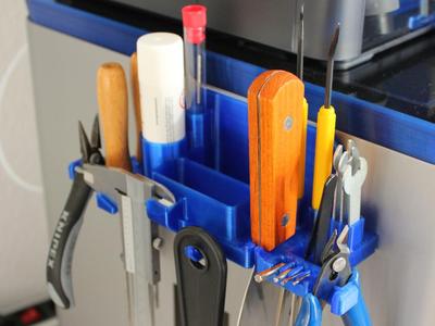 Tool holder for reworking 