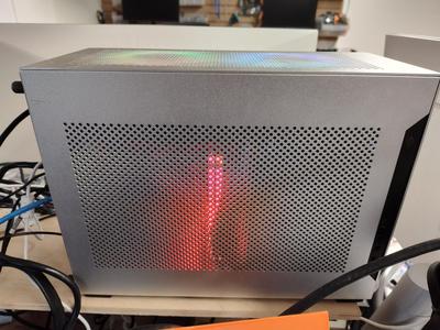 A4 H20 Side Panel