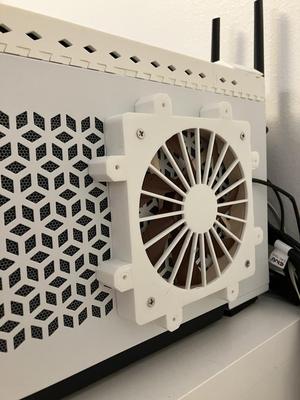 Cooler Master NC100 120mm magnetic fan mount for PCH cooling