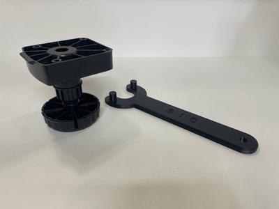 Cabinet adjustable feet wrench helper