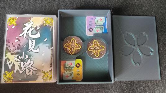 Hanamikoji Card Box in Poker Size (62 x 88 mm)