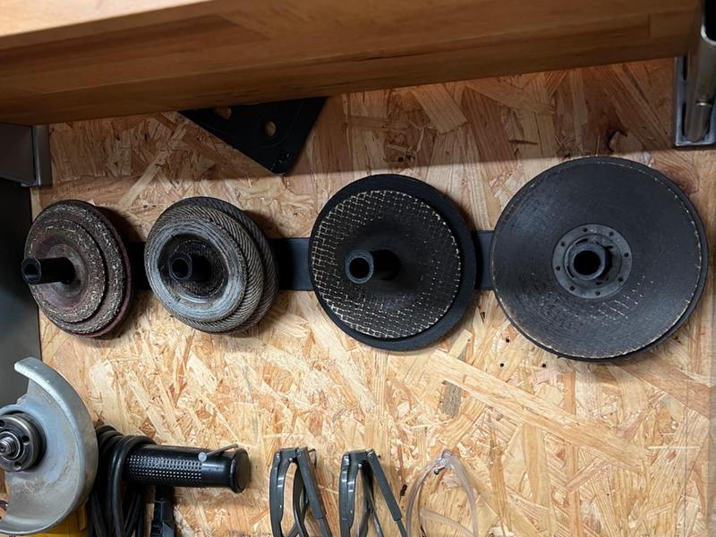 Modular Flex Disc Wall Mount –  Storage Solution