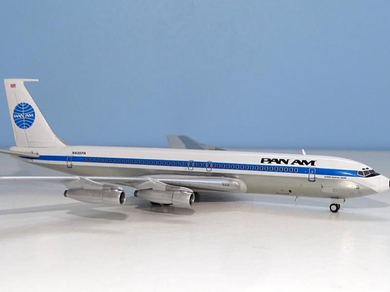 Boeing 707