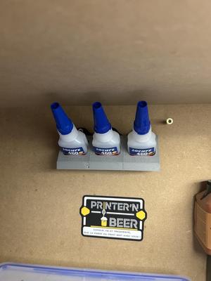 Loctite401 / 406 Wall Holder - support mural - super glue