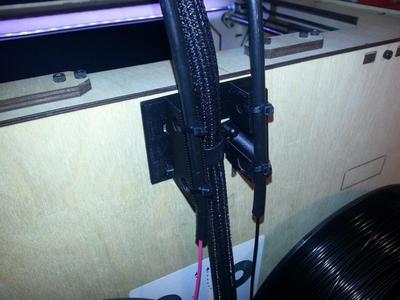 Replicator filament tube support bracket