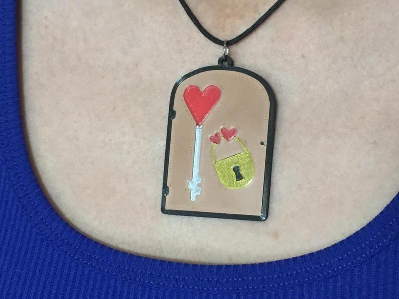 Key to My Heart Pendant -A'ishah