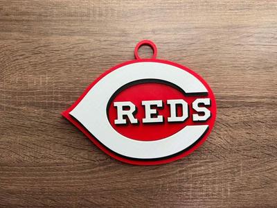 Cincinnati Reds Oversized Necklace, Pendant