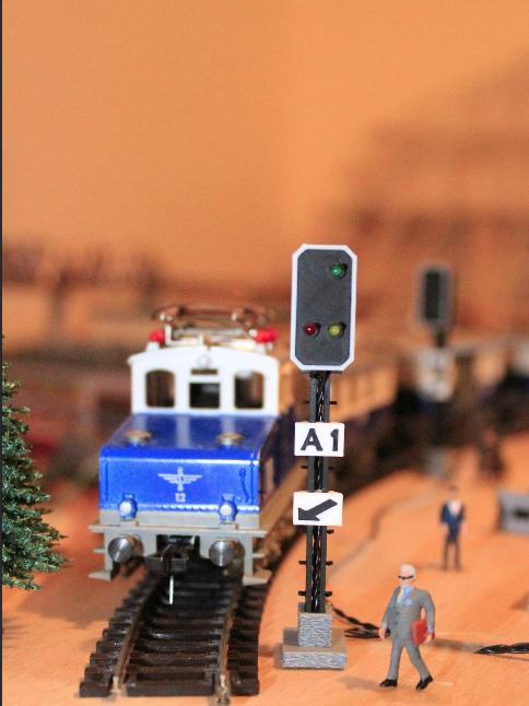 MrJ HO scale DB Signals Era III - 3x faces