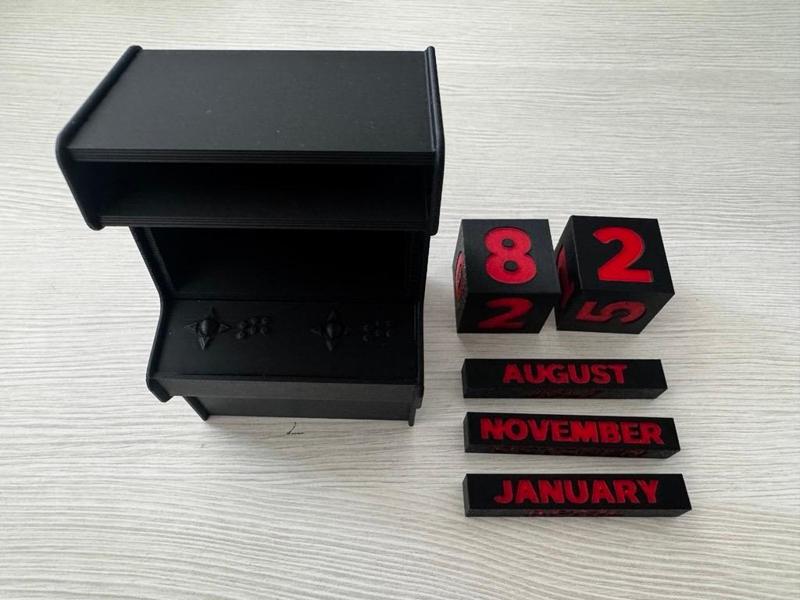 Arcade-style calendar | Retro arcade calendar