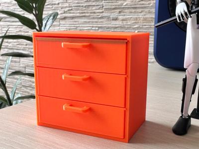 Chest of Drawers