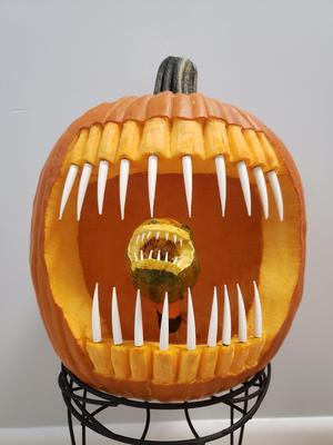 Pumpkin Carving Alien Fangs