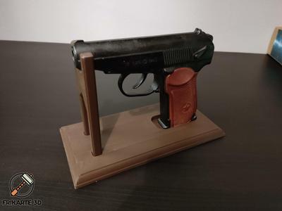 Makarov Gun Display