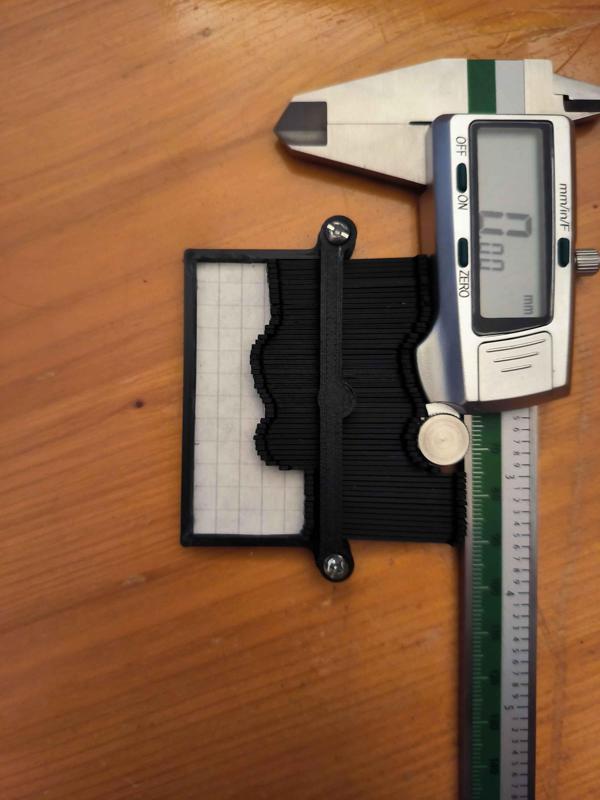 Contour gauge / Konturenlehre