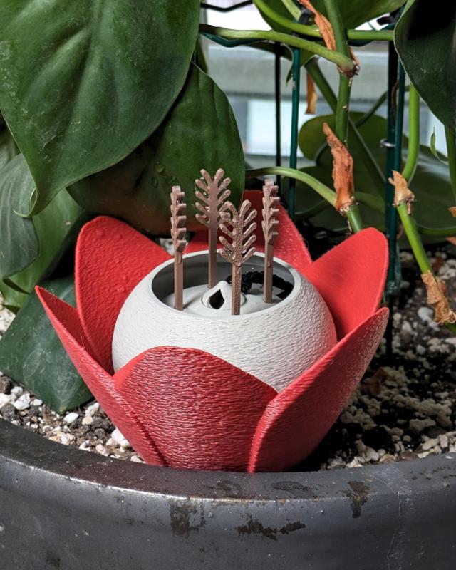 Flower02 - Self-Watering Insert