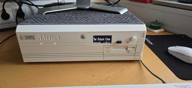 Amiga 4000 5.25&quot; Gotek front panel with 2.42&quot; oled display