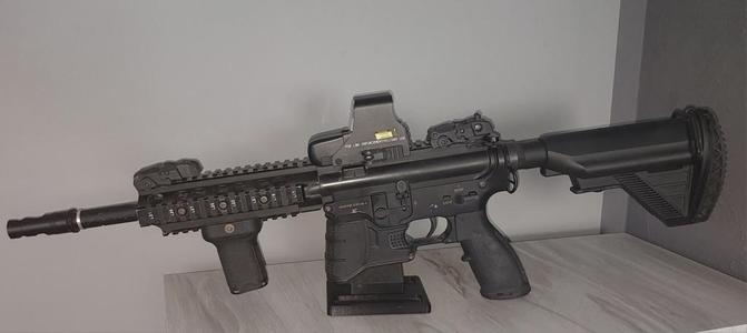 M4 Stand
