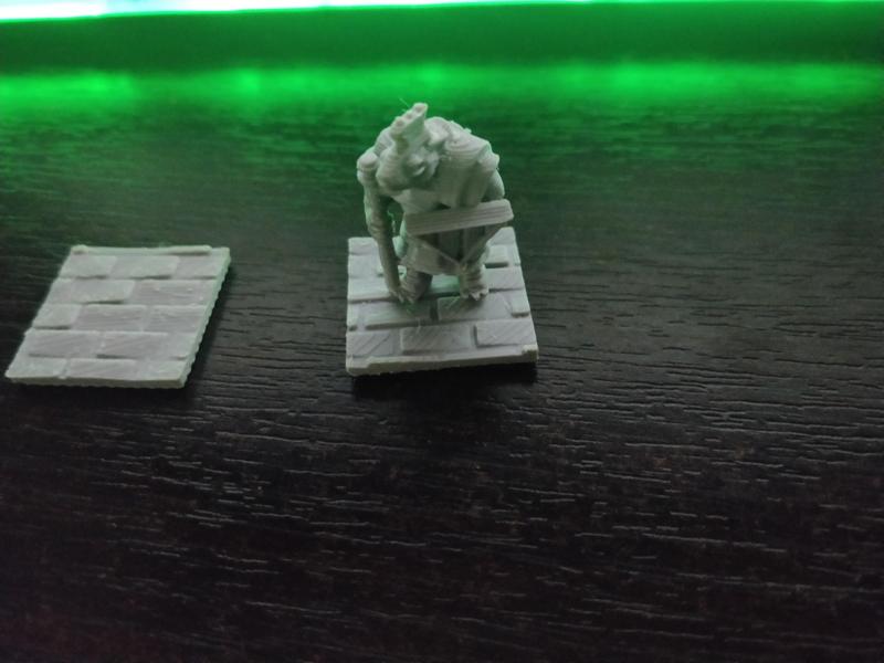 25x25mm Square Base, City- FREE