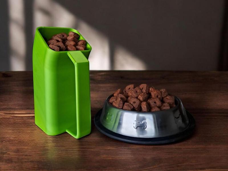 Modern Curved Pet Food Scoop (no Support)