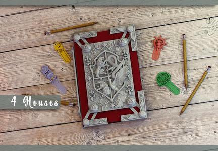 4 houses Book Cover