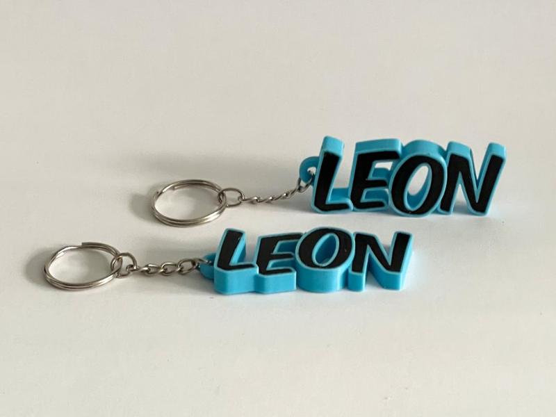 Beautiful key chain with the name LEON