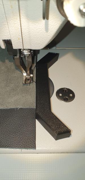 Nähmaschinen Anschlag magnetisch (sewing guide)